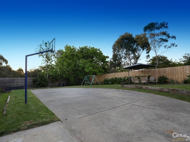 16 Esther Court, Boronia VIC 3155