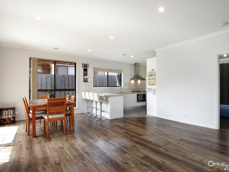 7 Stella Ave, Noble Park VIC 3174