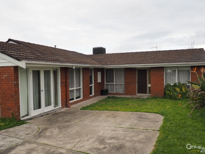 8 Markham Court, Keysborough VIC 3173