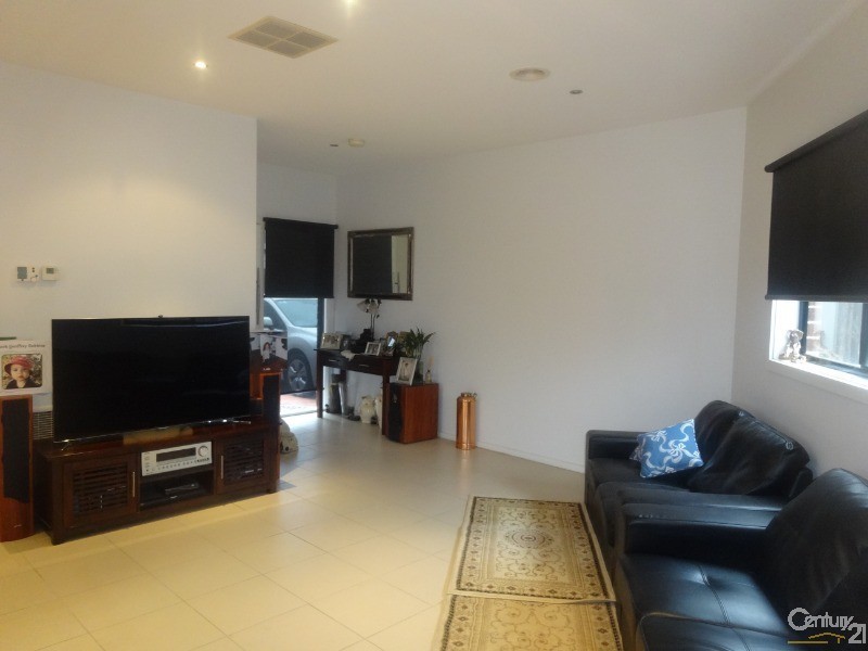 3/6 Jasper Street, Noble Park VIC 3174