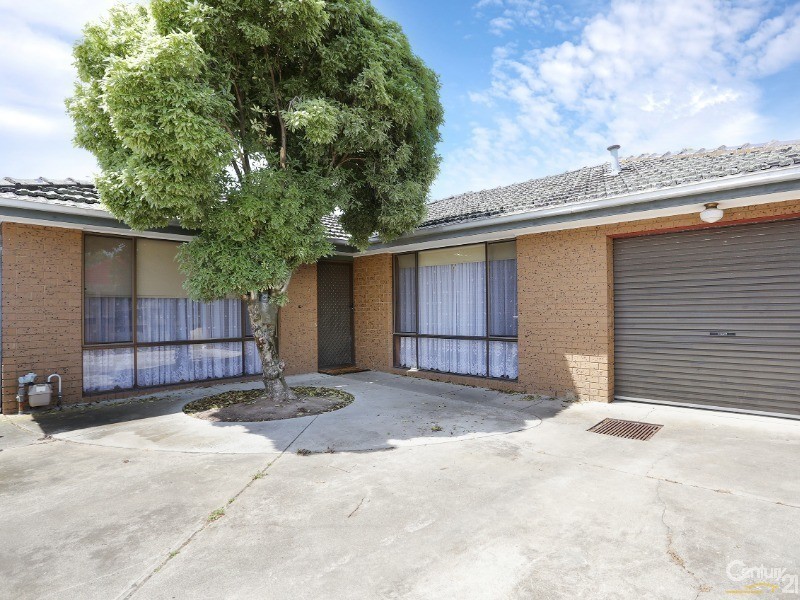 2/1 Lesley Grove, Noble Park VIC 3174