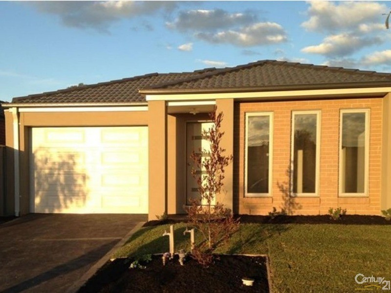 15 Birdwell Drive, Cranbourne East VIC 3977