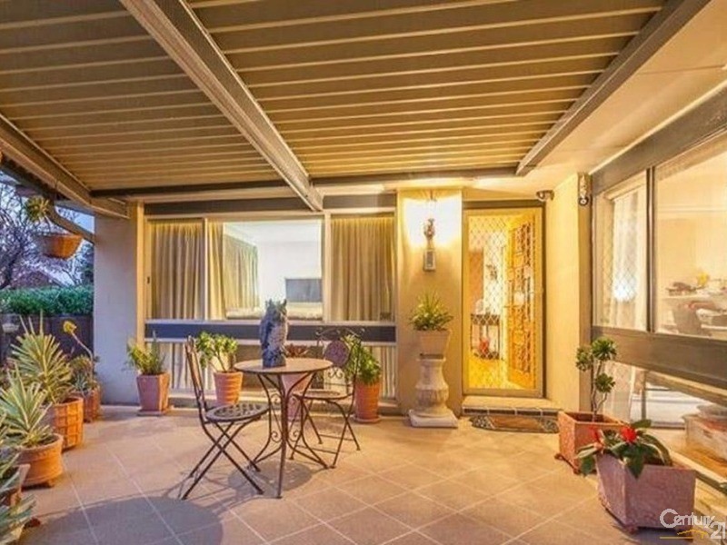 17 Coolavin Road, Noble Park North VIC 3174