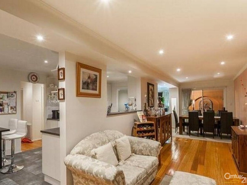 17 Coolavin Road, Noble Park North VIC 3174