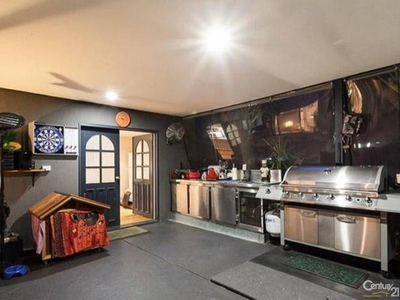 17 Coolavin Road, Noble Park North VIC 3174