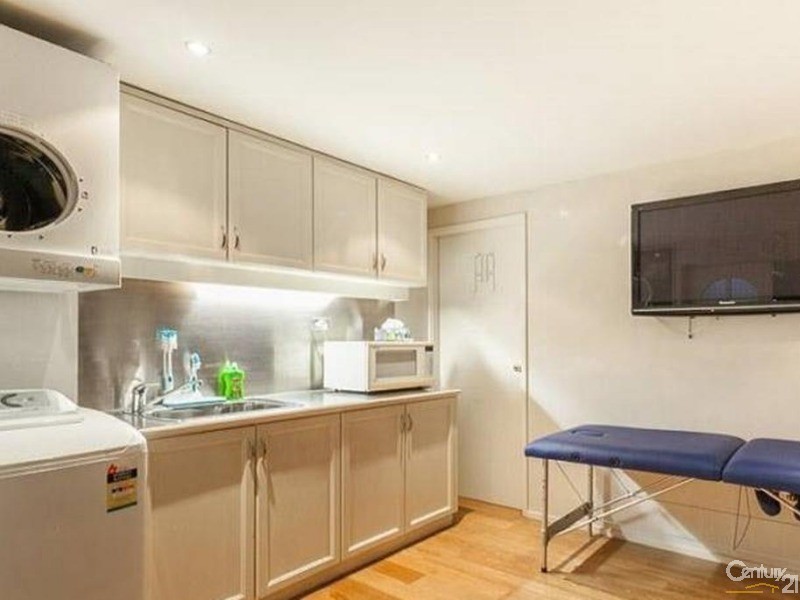 17 Coolavin Road, Noble Park North VIC 3174