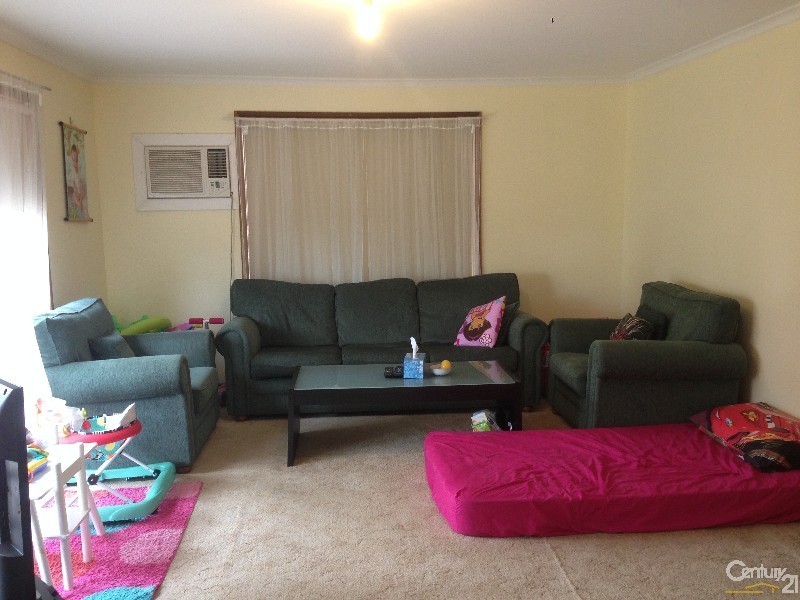 1/7 Flinders Street, Noble Park VIC 3174