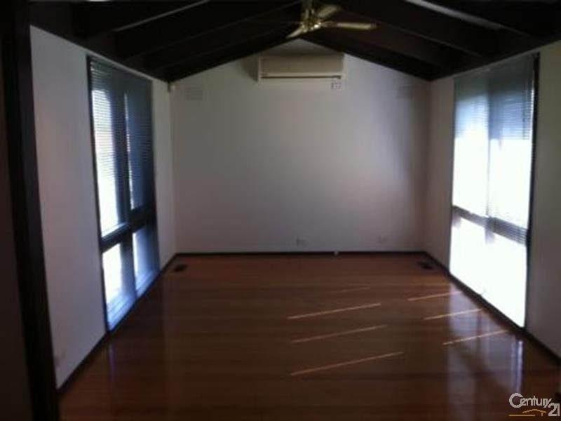 3 Templewood Avenue, Noble Park North VIC 3174