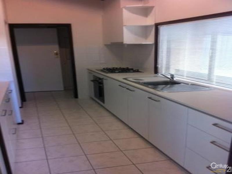 3 Templewood Avenue, Noble Park North VIC 3174