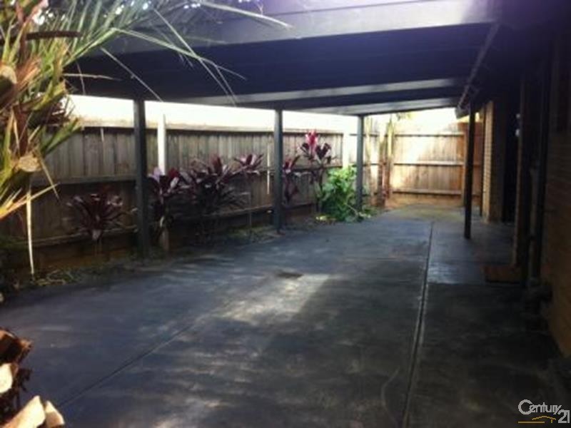 3 Templewood Avenue, Noble Park North VIC 3174