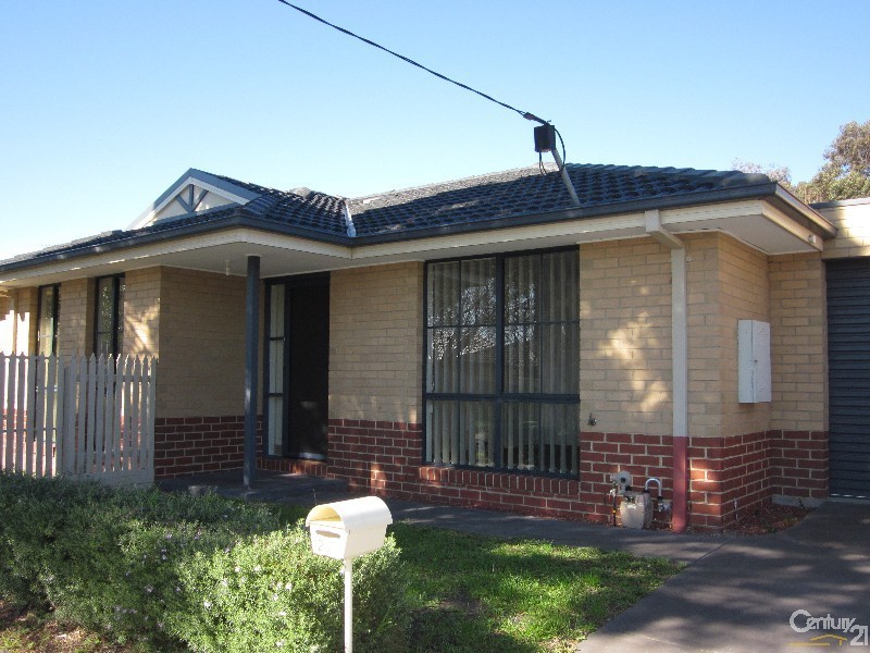 27  Henry Street, Noble Park VIC 3174