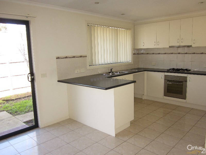 27  Henry Street, Noble Park VIC 3174