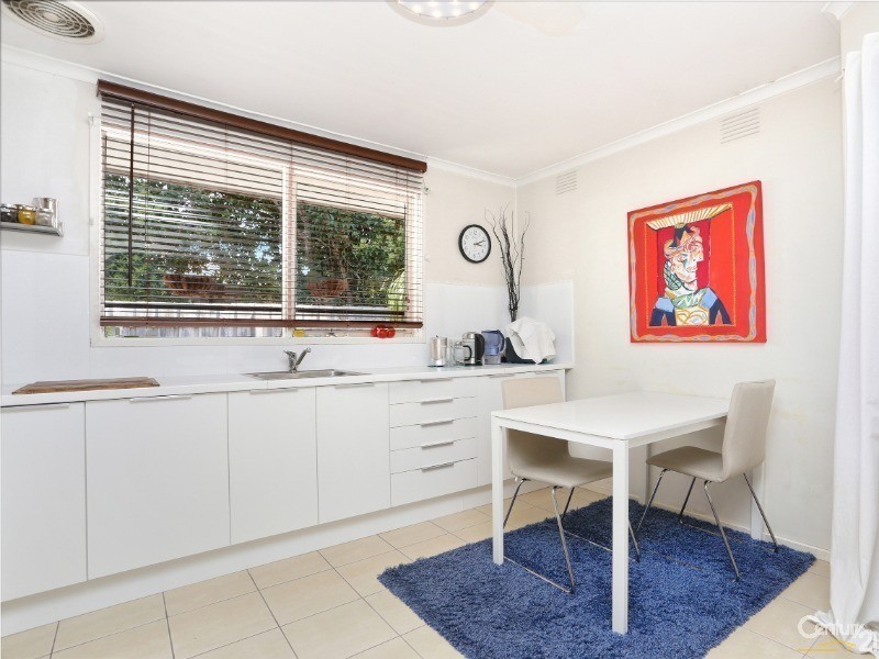 12/11 Digby Court, Springvale South VIC 3172