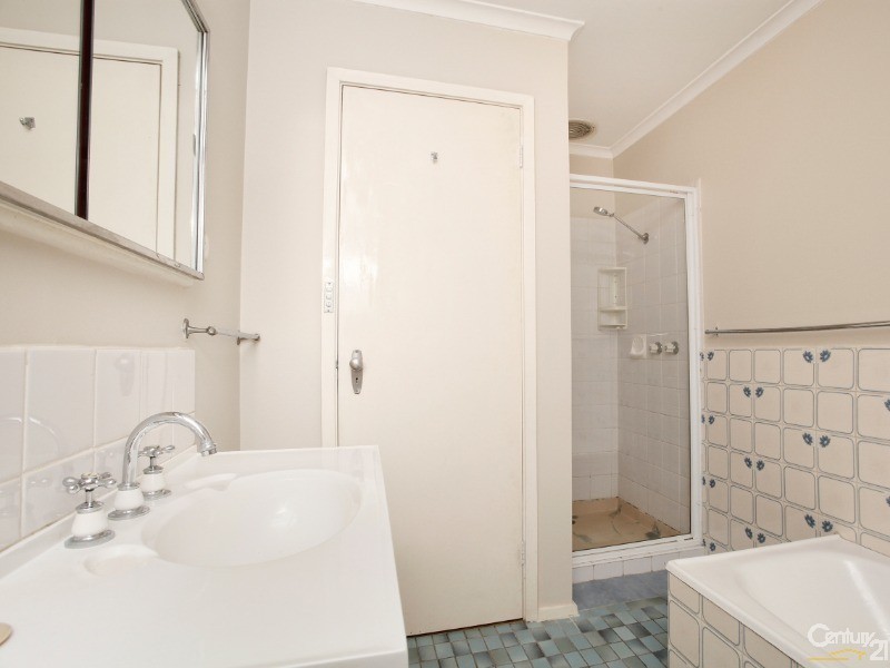 213 Cheltenham Road, Keysborough VIC 3173