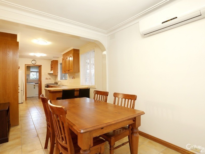 6 Wyuna Drive, Noble Park VIC 3174