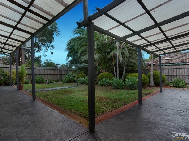 6 Wyuna Drive, Noble Park VIC 3174