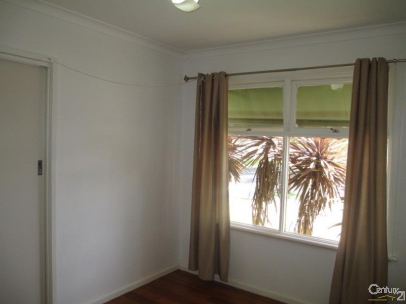 1/128 Railway Parade, Noble Park VIC 3174