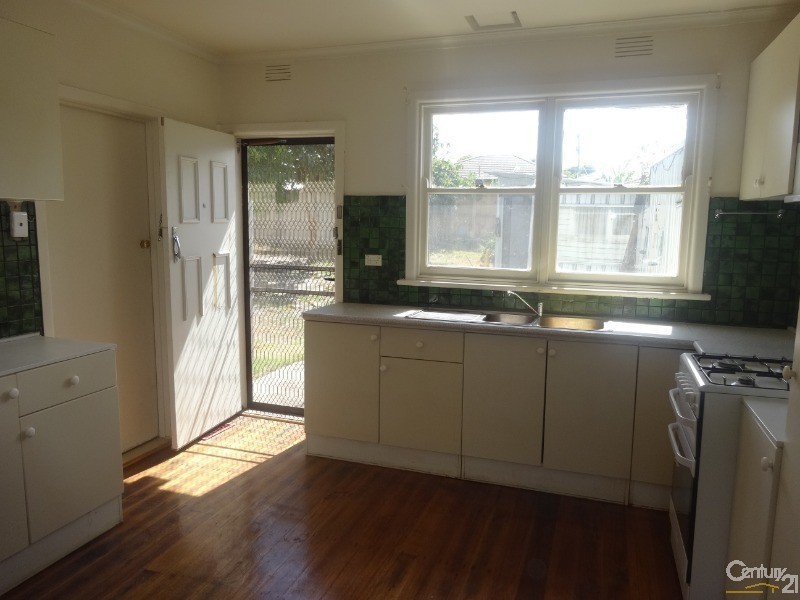 162 Railway Parade, Noble Park VIC 3174