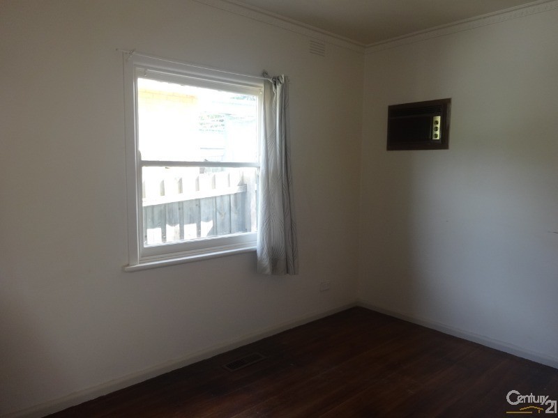 162 Railway Parade, Noble Park VIC 3174