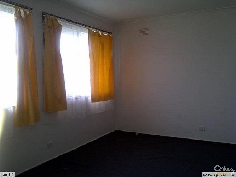 32  Huntsman Drive, Noble Park VIC 3174