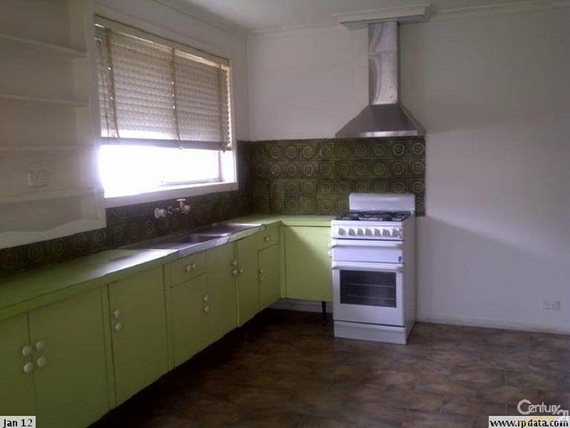 32  Huntsman Drive, Noble Park VIC 3174