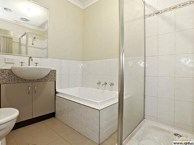 8/55-57 Hammond Rd, Dandenong VIC 3175