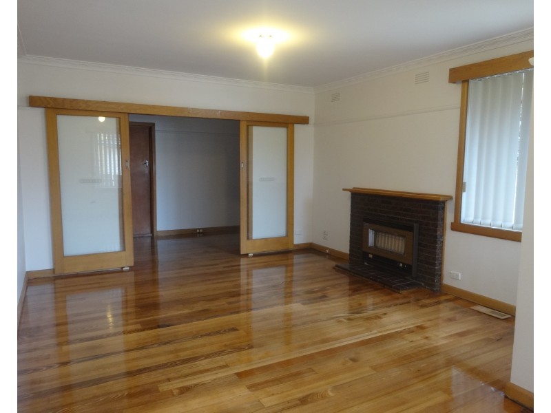 11 Jonathan Court, Noble Park VIC 3174