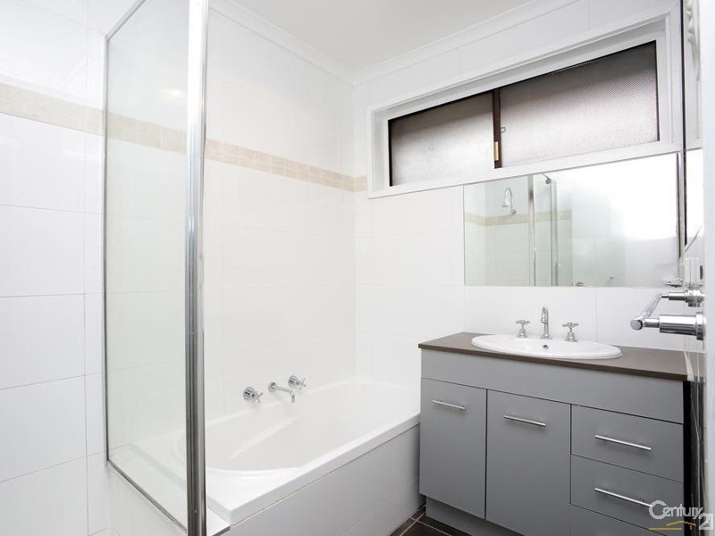 28 Coolavin Road, Noble Park North VIC 3174