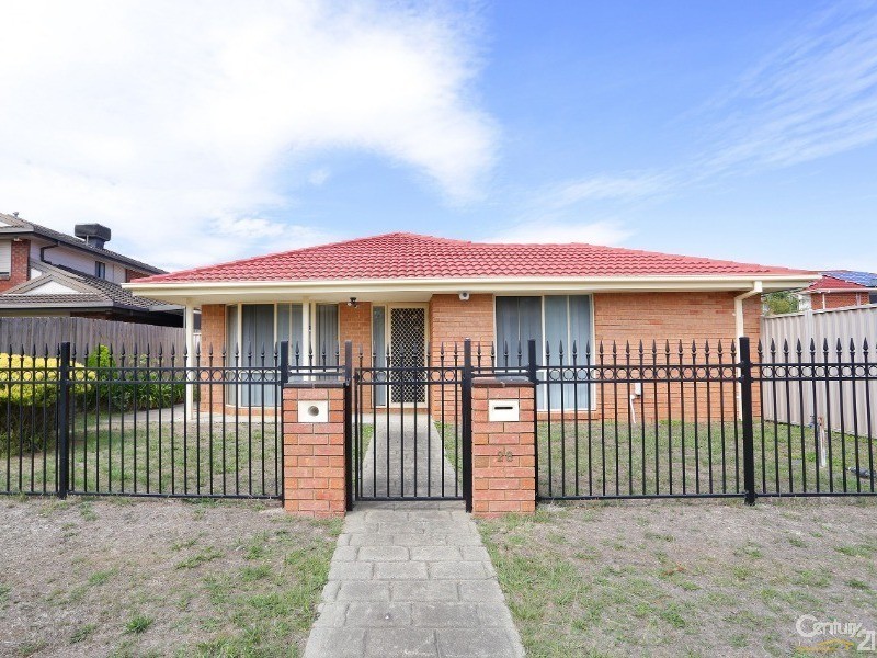 28 Hennessy Way, Dandenong North VIC 3175