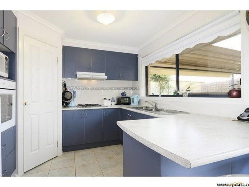 34 Silver Gum Drive, Pakenham VIC 3810