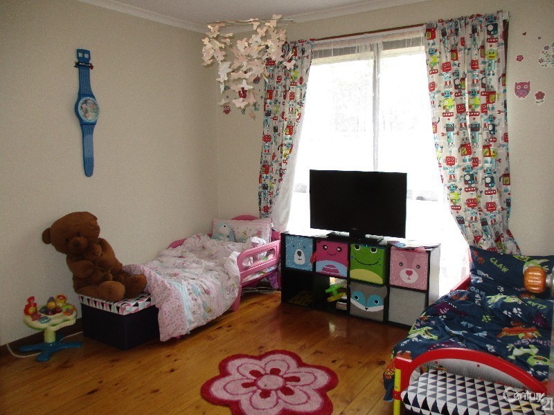 14 Timberglade Drive, Noble Park North VIC 3174