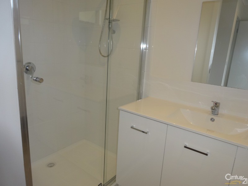 4/120-122 Buckley Street, Noble Park VIC 3174