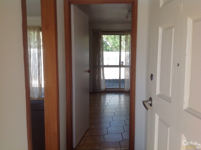 2/282 Police Road, Noble Park North VIC 3174
