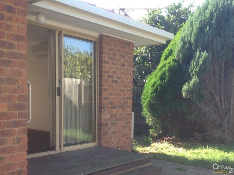 2/282 Police Road, Noble Park North VIC 3174