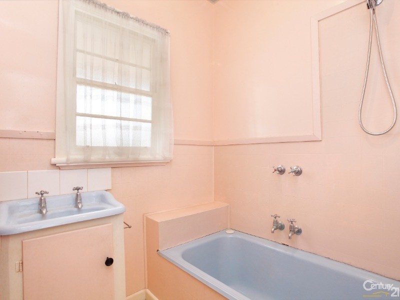 3A Dunvegan Crescent, Dandenong VIC 3175