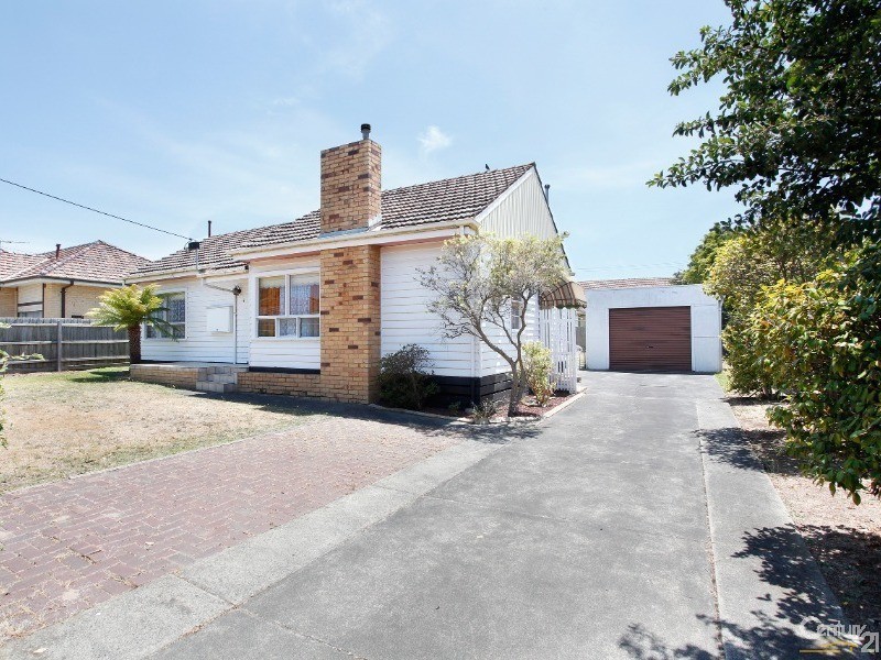 3A Dunvegan Crescent, Dandenong VIC 3175