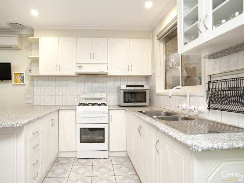 9 Lugarno Court, Keysborough VIC 3173