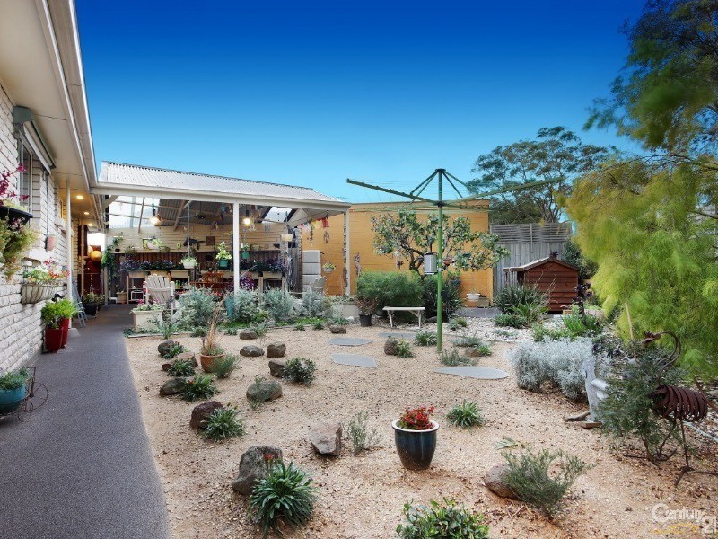 9 Lugarno Court, Keysborough VIC 3173