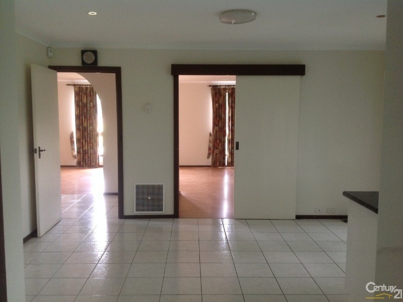 30 Chelsea Avenue, Mulgrave VIC 3170