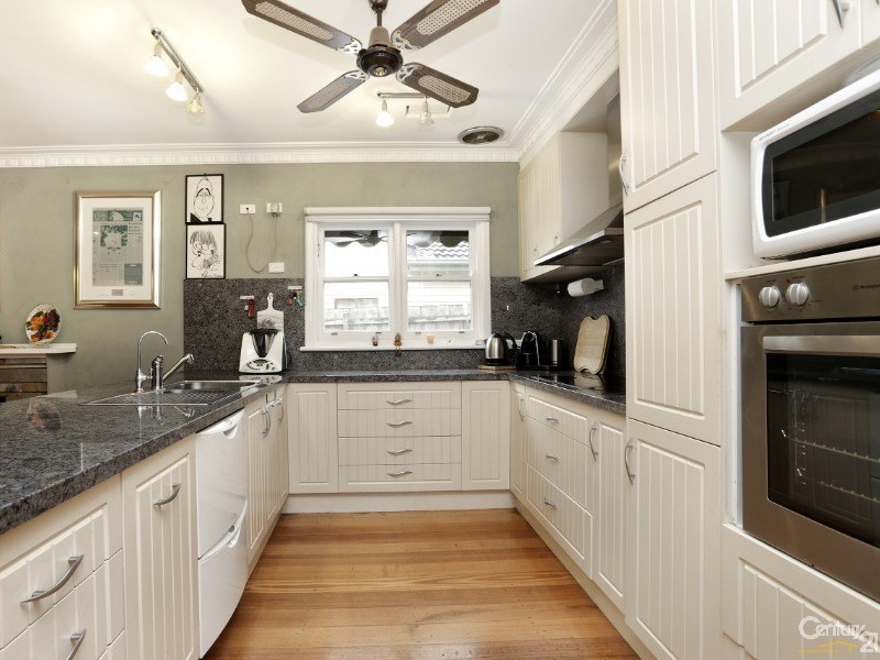 210 Railway Parade, Noble Park VIC 3174