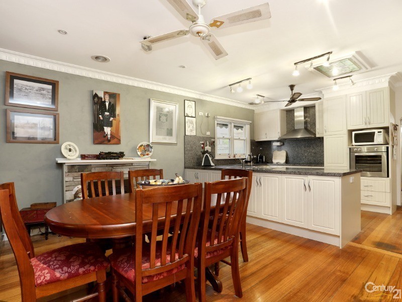 210 Railway Parade, Noble Park VIC 3174