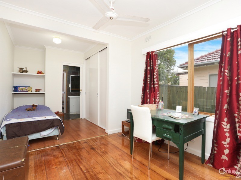 210 Railway Parade, Noble Park VIC 3174