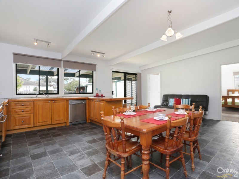 42 Power Road, Doveton VIC 3177