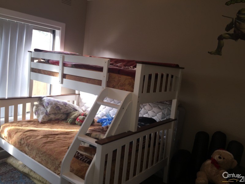 1/1 Culliver Ave, Eumemmerring VIC 3177