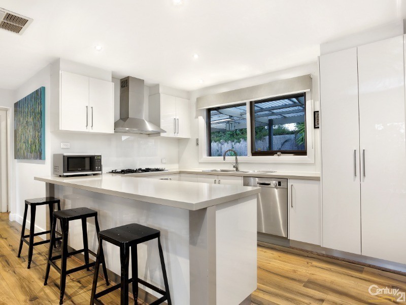 1/1 Bunarong Court, Dandenong North VIC 3175