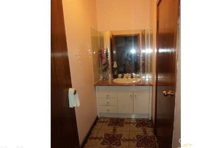 37 Holmbury Boulevard, Mulgrave VIC 3170