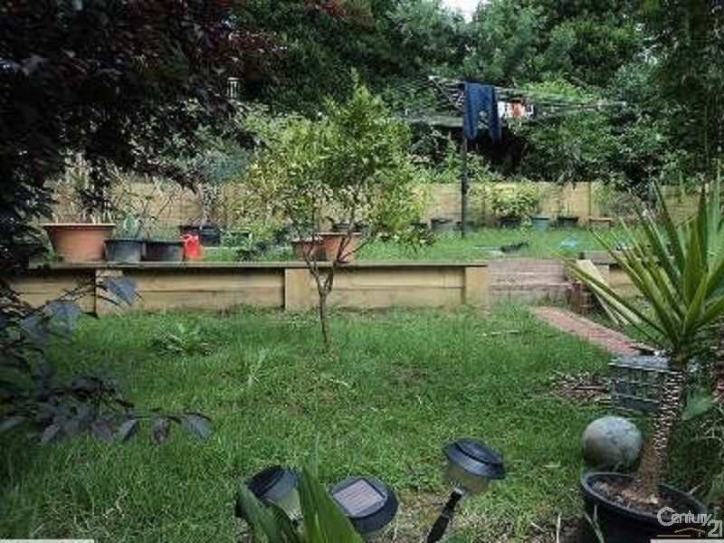 37 Holmbury Boulevard, Mulgrave VIC 3170