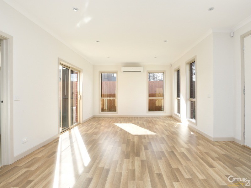 1/120-122 Buckley Street, Noble Park VIC 3174