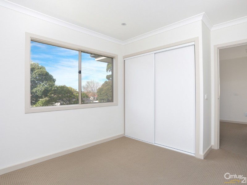 1/120-122 Buckley Street, Noble Park VIC 3174