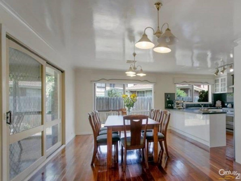 5 Rochell Court, Clarinda VIC 3169